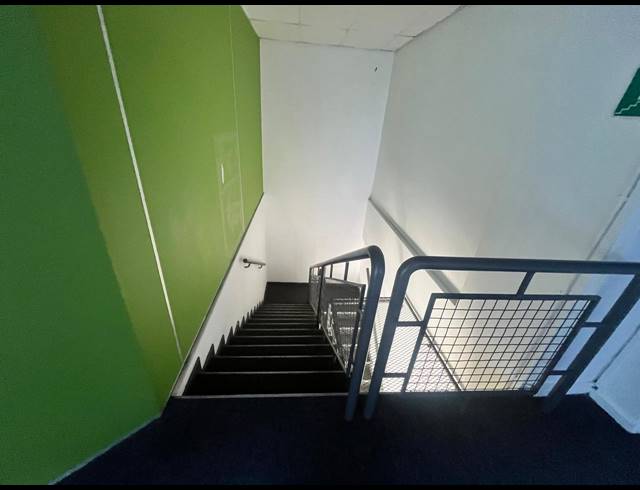154M² BUSINESS TO LET IN CAPE TOWN CITY CENTRE